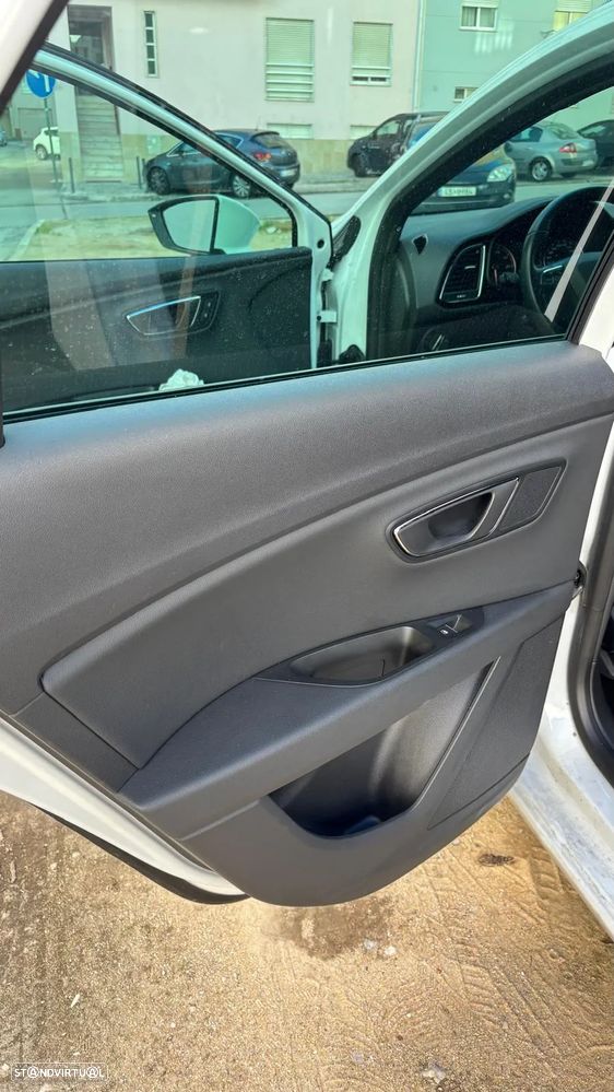 SEAT Leon ST 1.5 TGI FR DSG S/S - 25