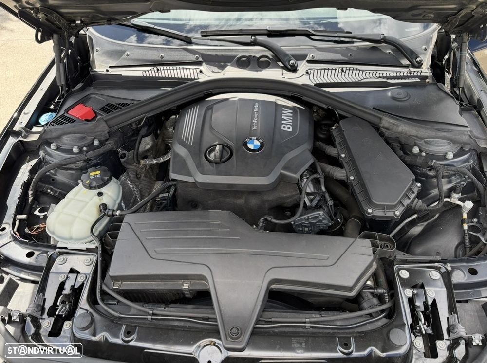 BMW 116 d Line Urban - 9