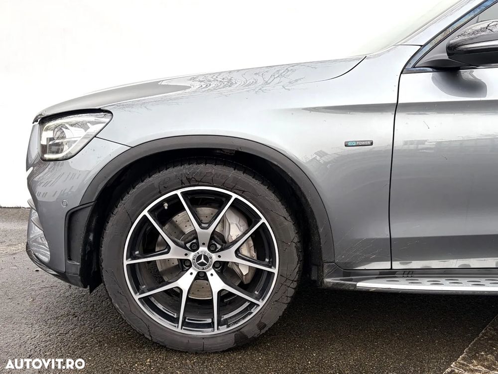 Mercedes-Benz GLC Coupe 300 e 4Matic 9G-TRONIC AMG Line - 8