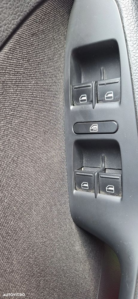 Volkswagen Jetta 1.2 TSI Comfortline - 17