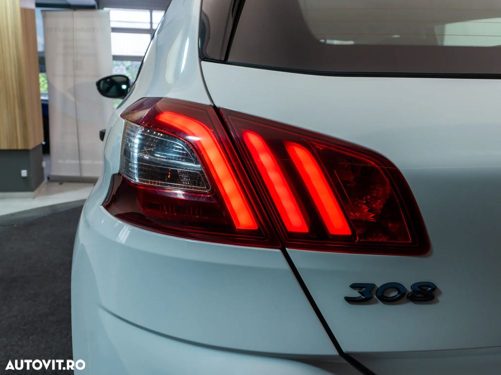 Peugeot 308 1.2 VTi Active - 16