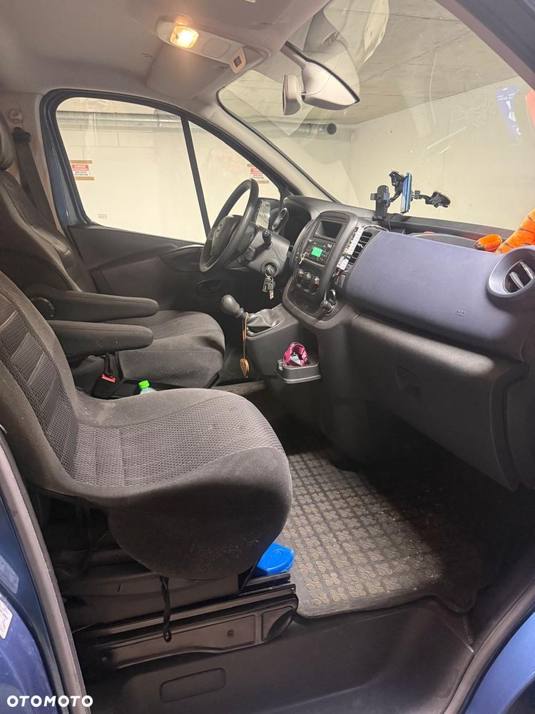 Opel Vivaro - 15
