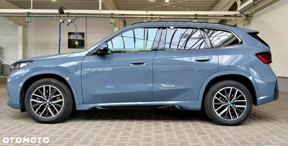 BMW X1 xDrive25e M Sportpaket - 4