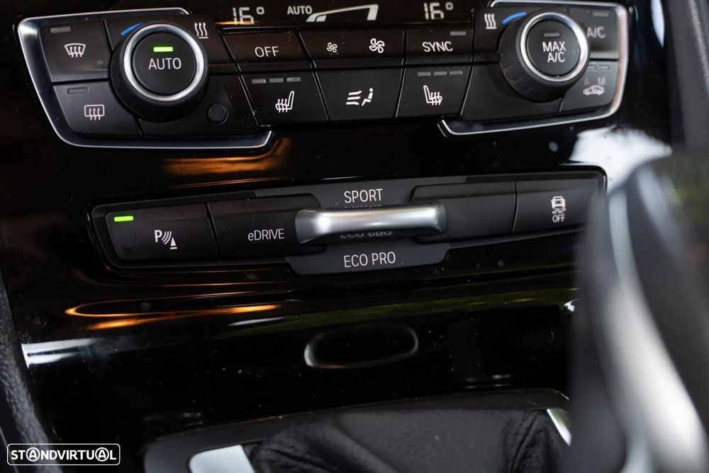 BMW 225xe Active Tourer iPerformance Sport Line - 25