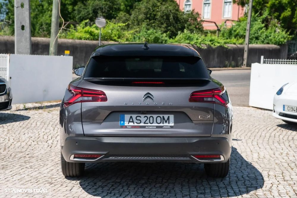 Citroën C5 X 1.6 Hybrid Plus e-EAT8 - 8