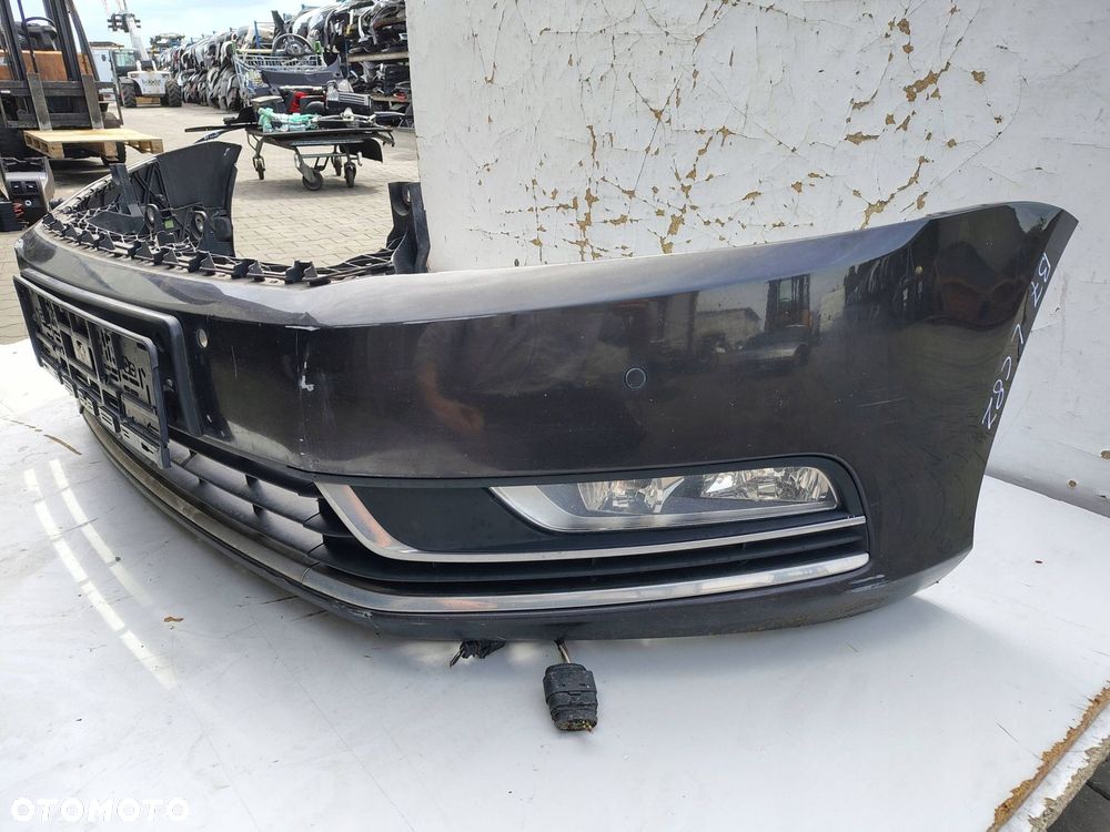 ZDERZAK PRZÓD HALOGENY VOLKSWAGEN PASSAT B7 LC8Z - 6