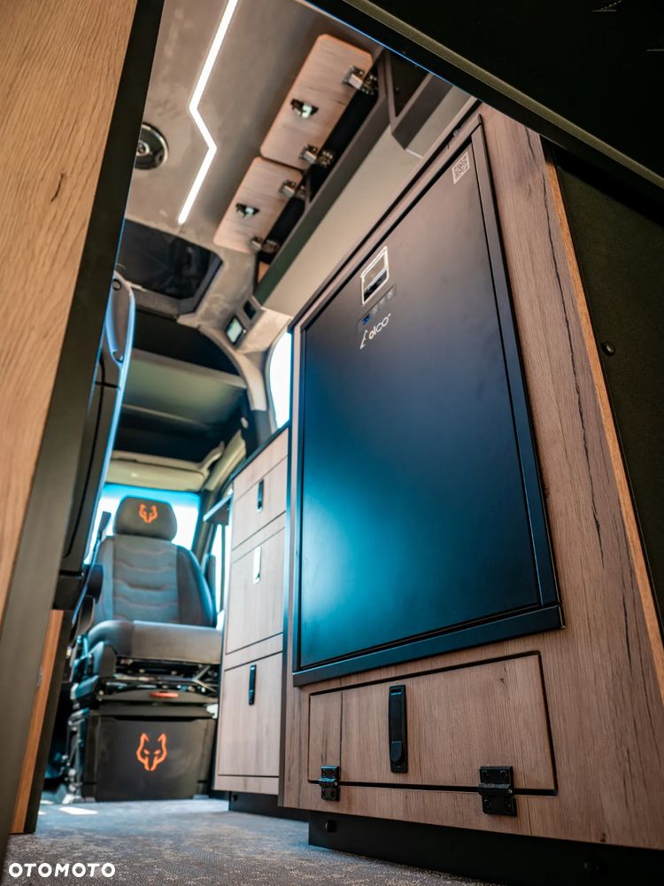 Mercedes-Benz Sprinter - 27