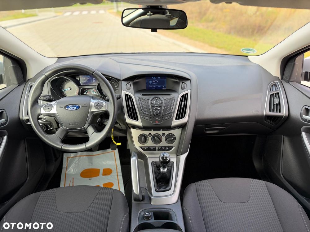 Ford Focus 1.0 EcoBoost Start-Stopp-System Champions Edition - 25
