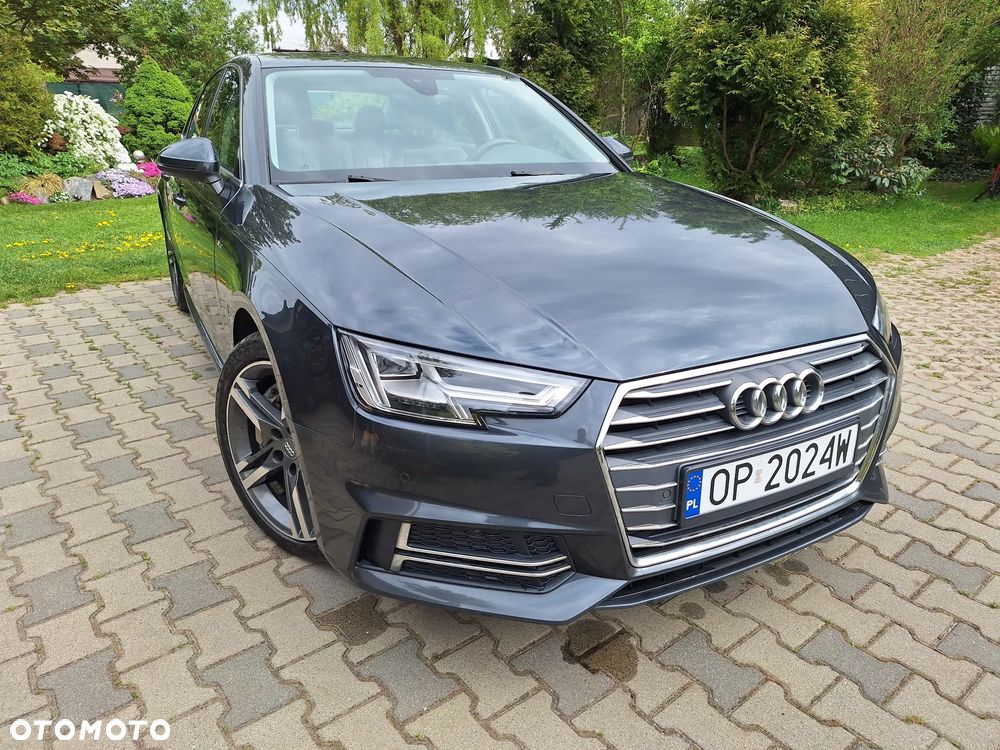 Audi A4 Limousine 2.0 TFSI quattro S tronic design - 1