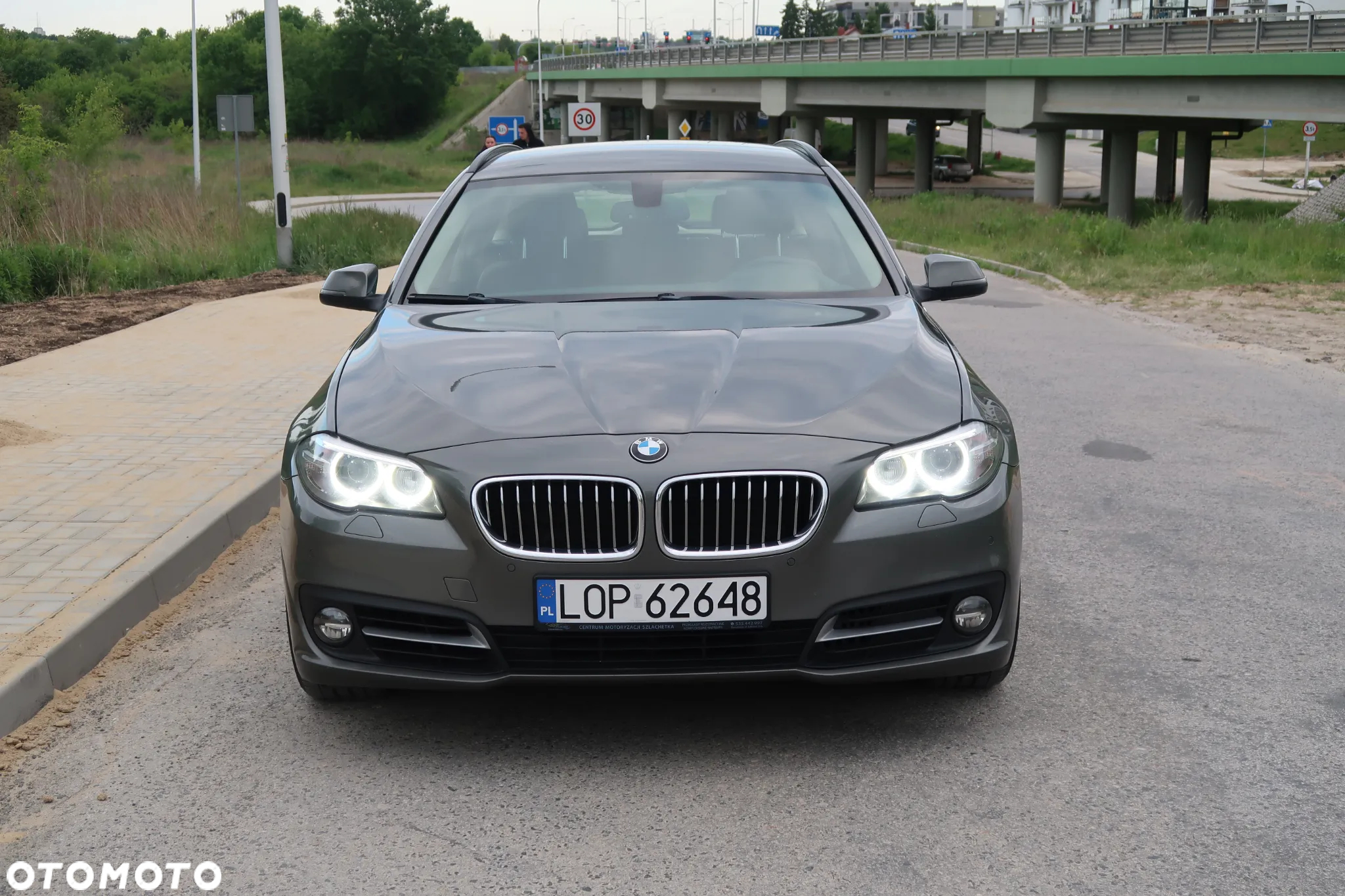 BMW Seria 5 520d Touring - 3