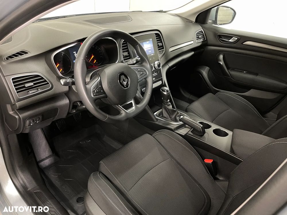 Renault Megane Blue dCi 116 Zen - 5