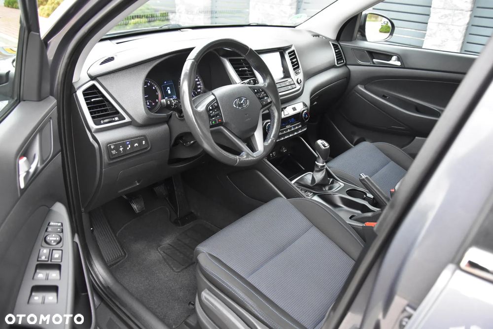 Hyundai Tucson 1.6 GDi 2WD Select - 22