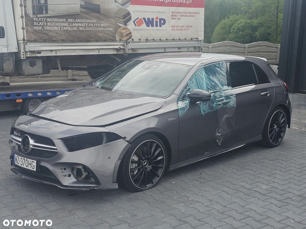 Mercedes-Benz Klasa A 35 AMG 4-Matic 7G-DCT - 2