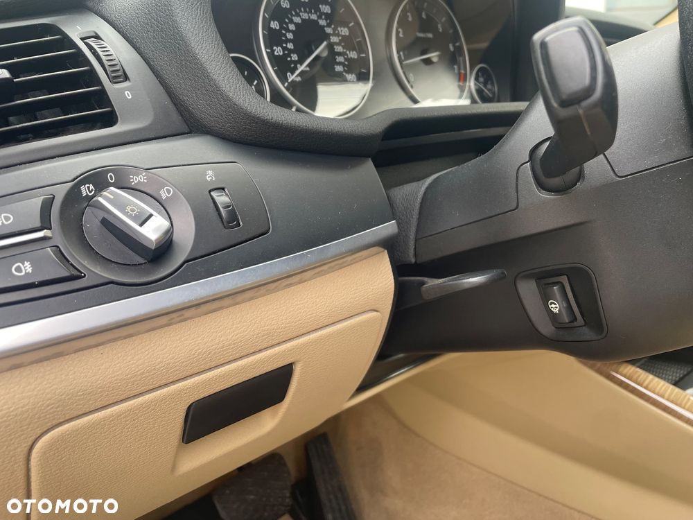 BMW X3 28i xDrive - 37
