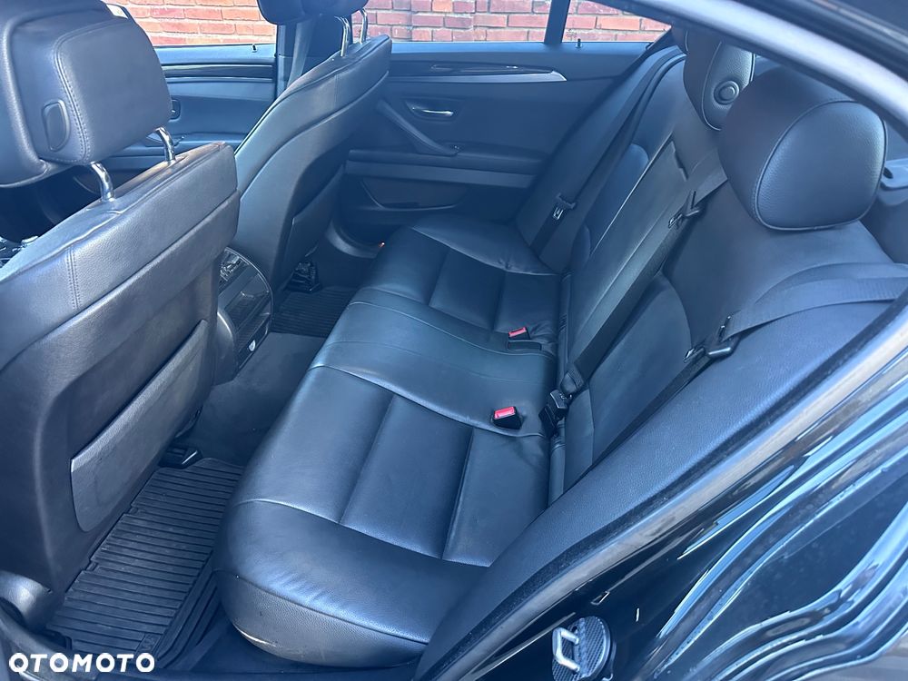 BMW Seria 5 - 12