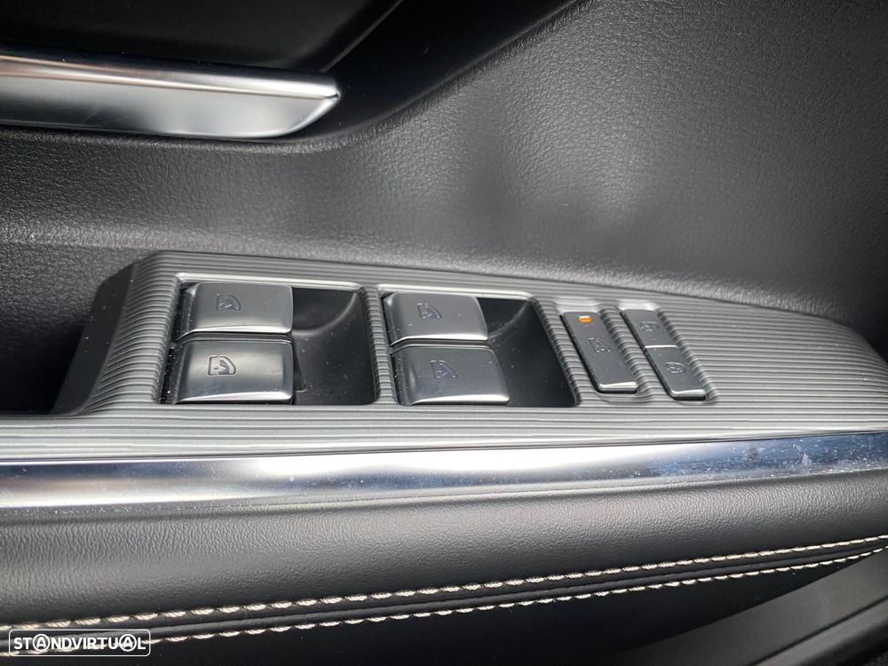 Mazda 6e 68.8 kWh Takumi - 7