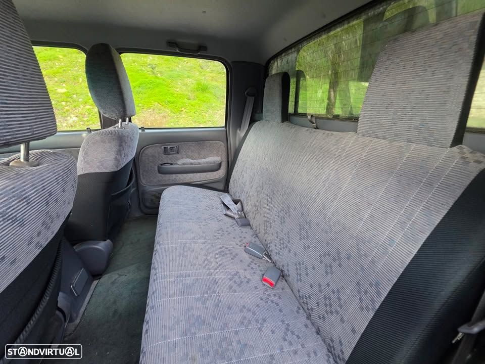 Toyota Hilux 2.5 D4-D Tracker - 7