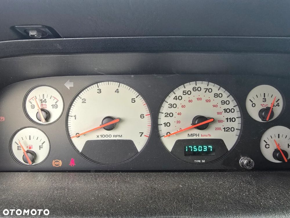 Jeep Grand Cherokee - 18