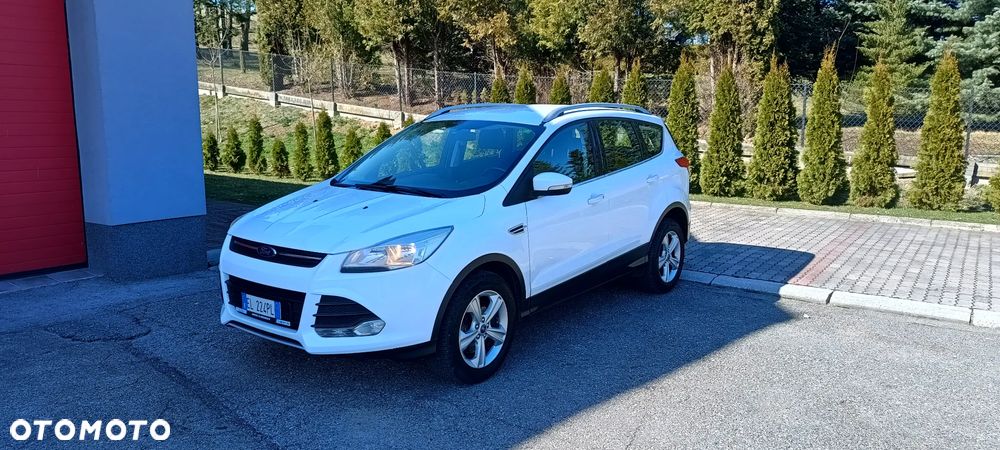 Ford Kuga 2.0 TDCi 2x4 Titanium - 2