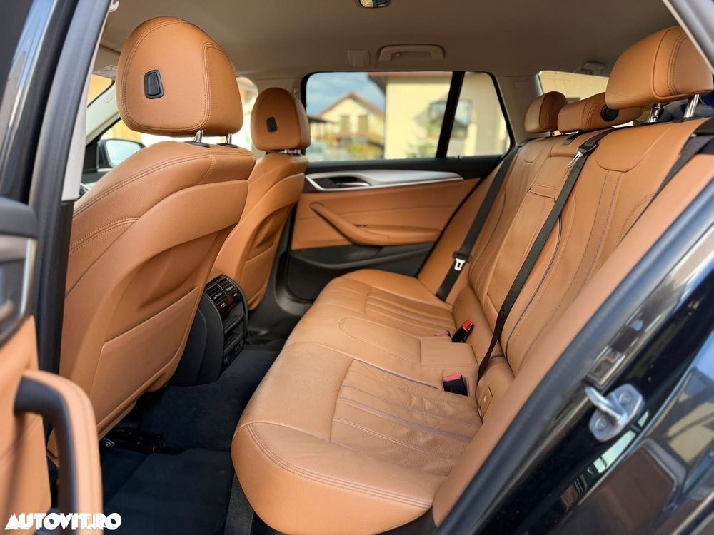 BMW Seria 5 520d Aut. Luxury Line - 18