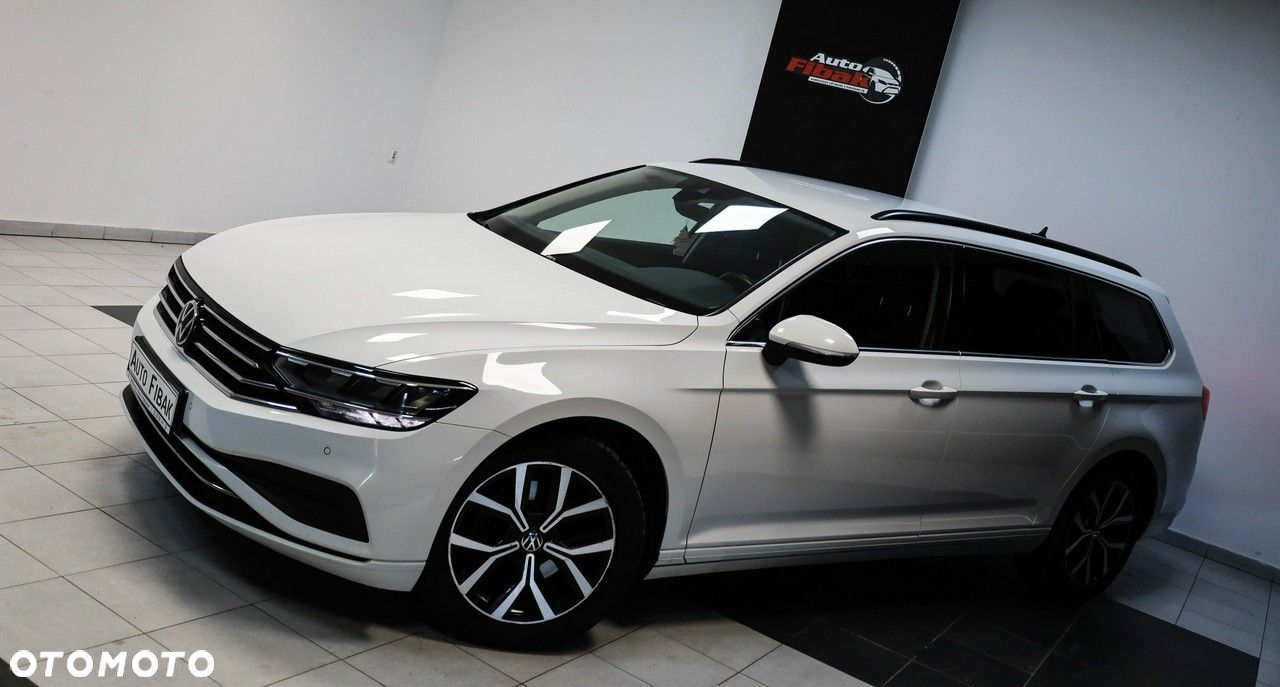 Volkswagen Passat - 3