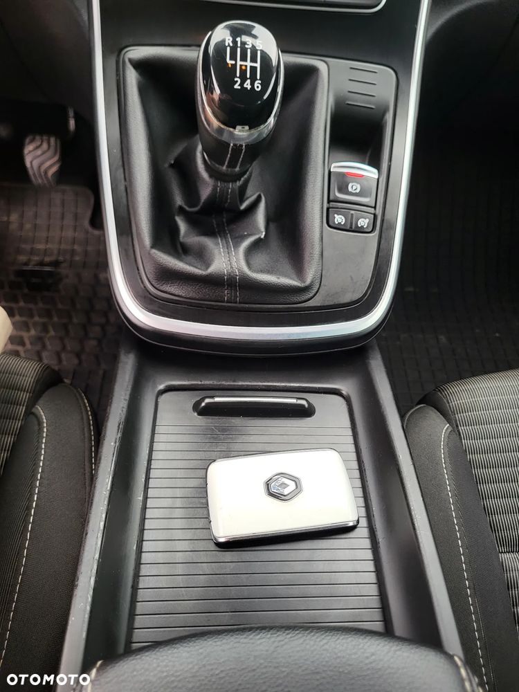 Renault Scenic - 18
