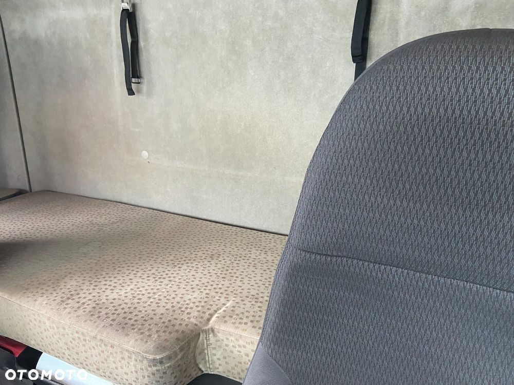 Renault MIDLUM 270.13 - 7