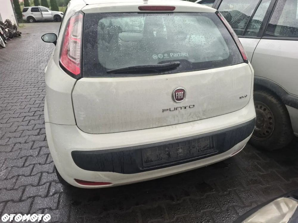FIAT PUNTO - 4