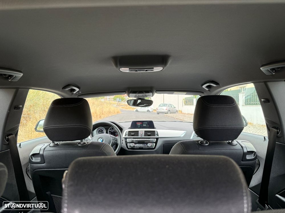 BMW 116 d Aut. Sport Line — fotografia 11