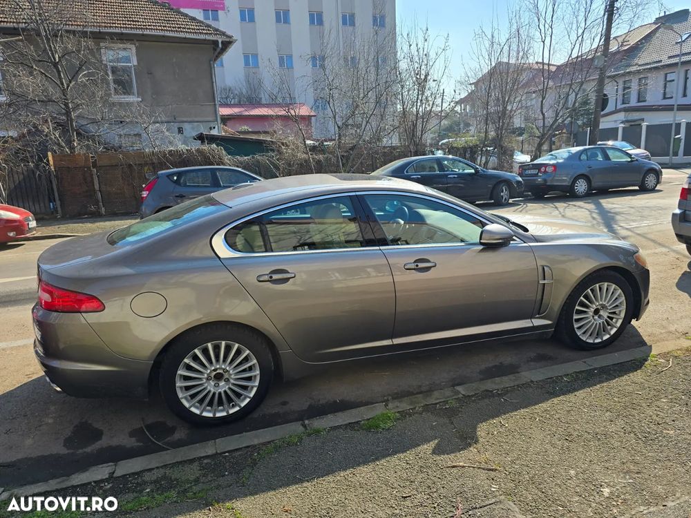 Jaguar XF 3.0 V6 Premium Luxury - 17