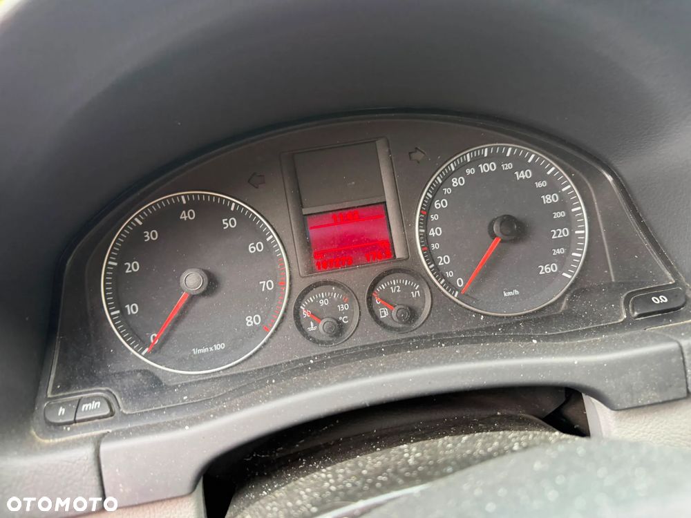 Volkswagen Golf Plus - 19