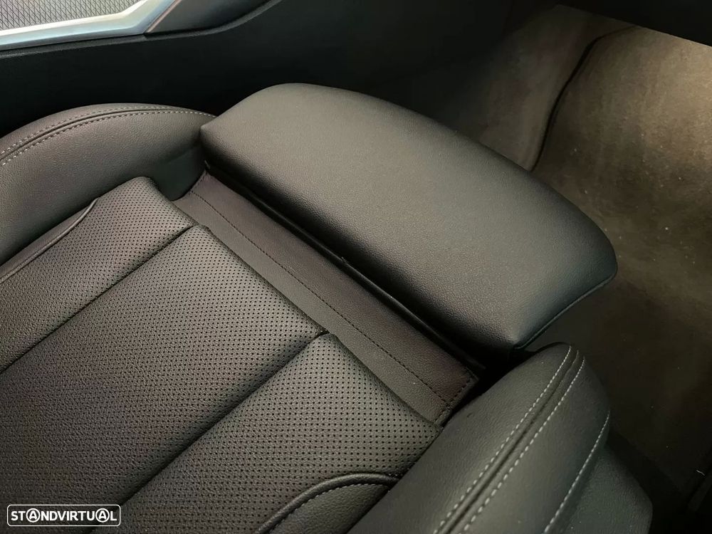 BMW 320 e Pack Desportivo M Auto - 17