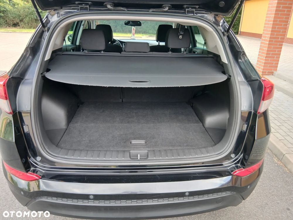 Hyundai Tucson 1.7 CRDI BlueDrive Style 2WD - 8