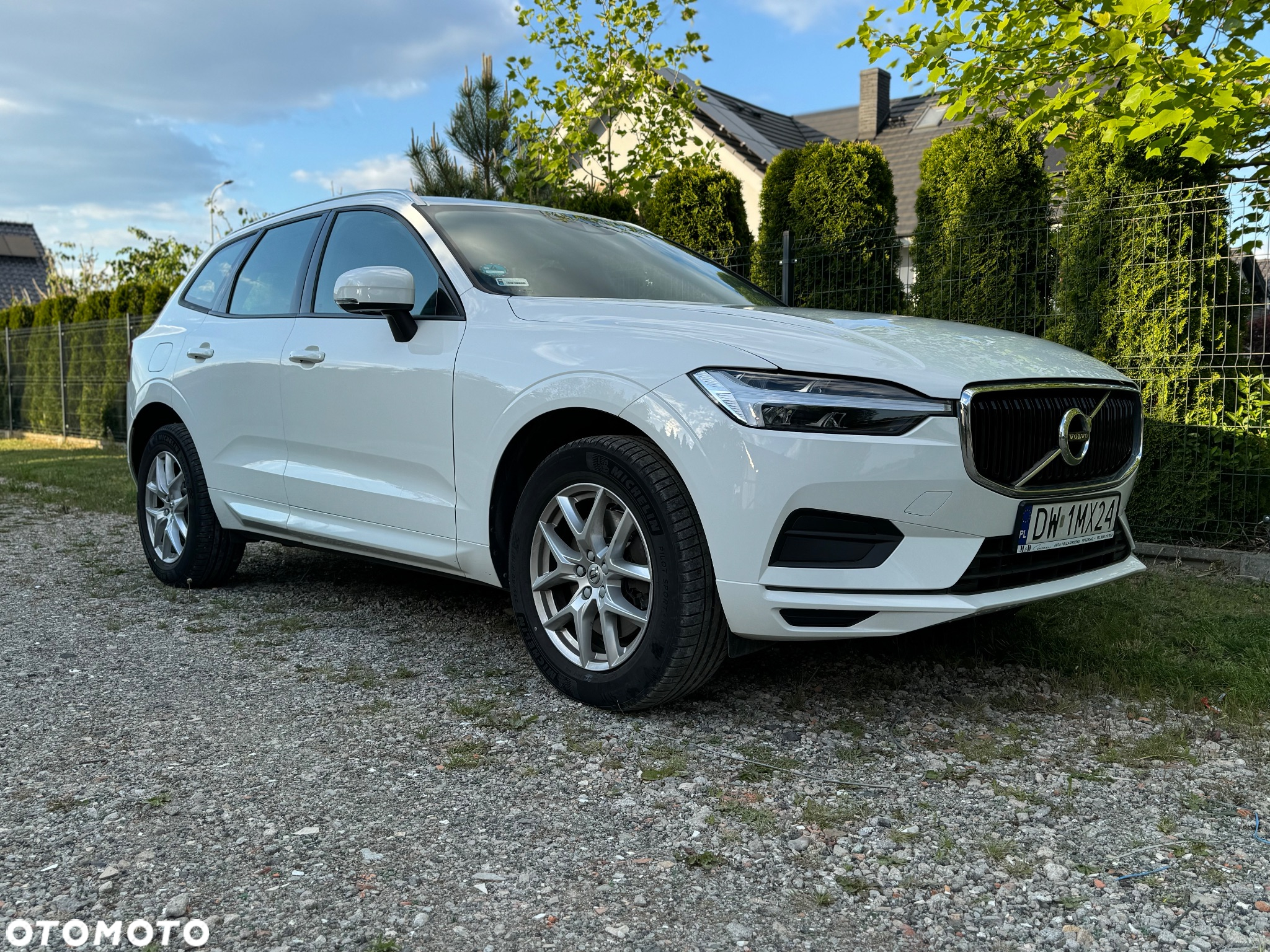 Volvo XC 60 B4 B Momentum - 10