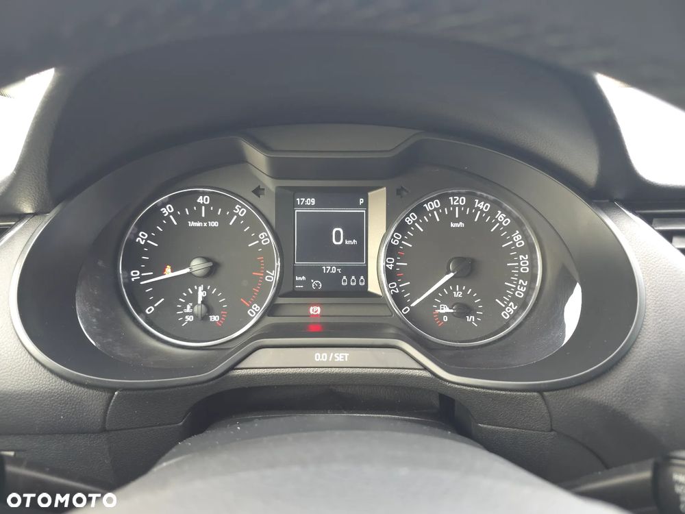 Skoda Octavia 1.4 TSI Ambition DSG - 21