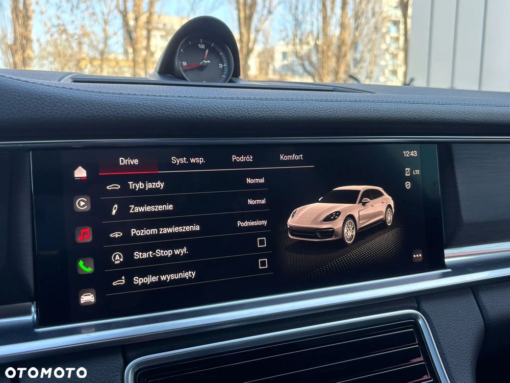 Porsche Panamera 4 Platinum Edition - 35