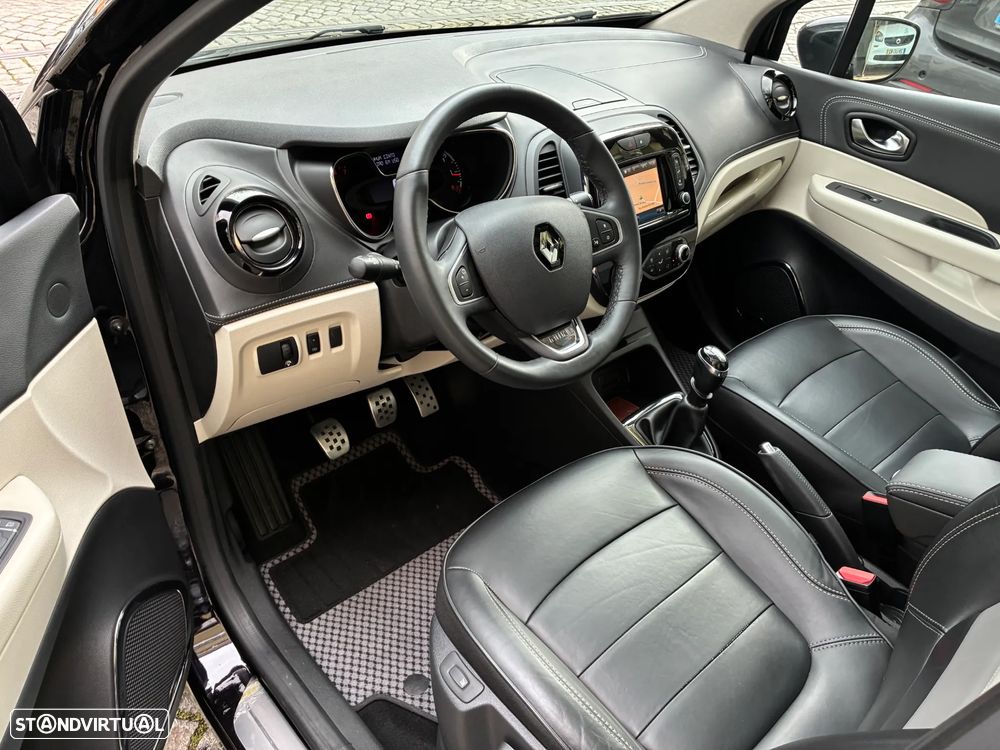 Renault Captur 1.2 TCe Initiale Paris - 17