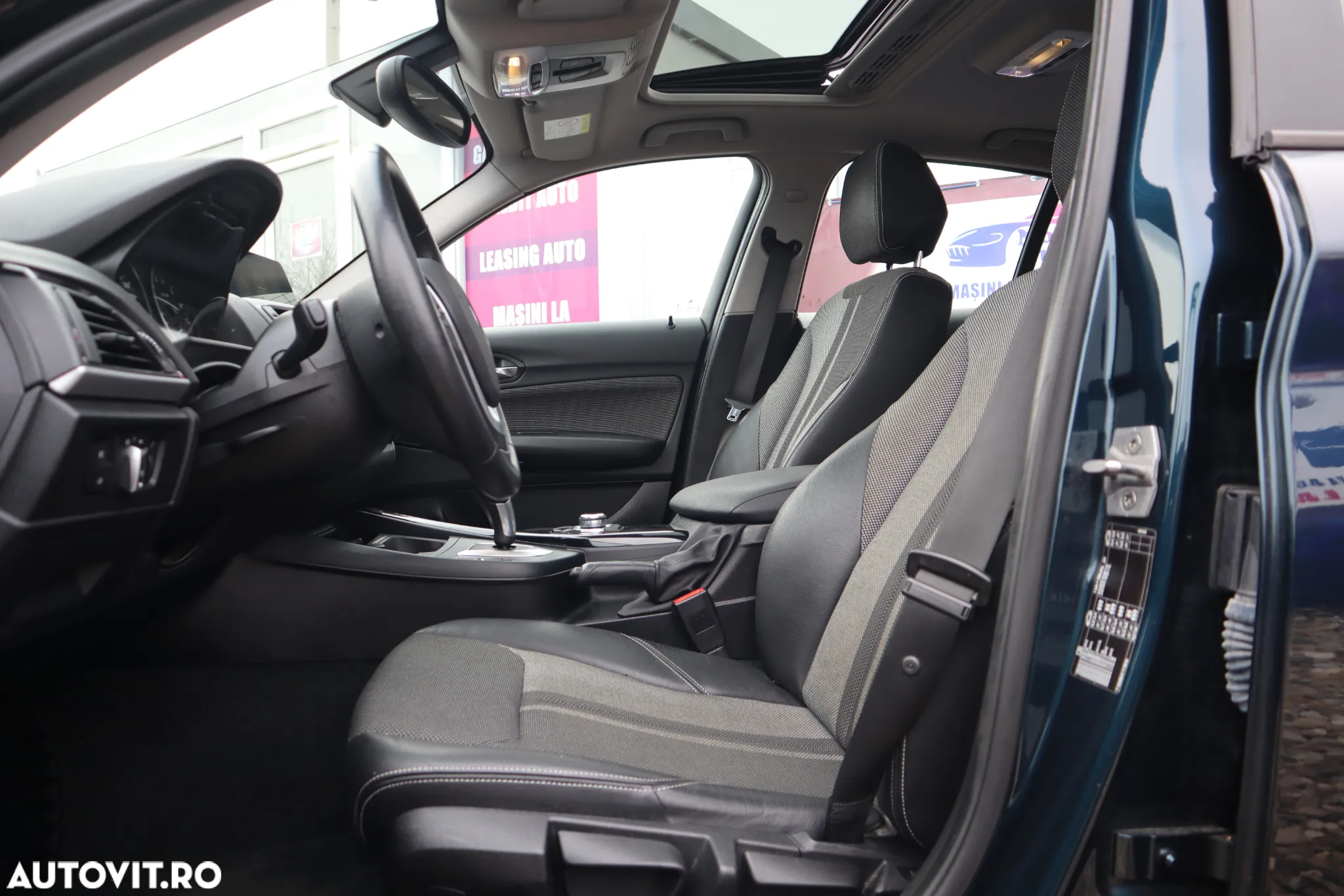 BMW Seria 1 120i Aut. Urban Line - 12
