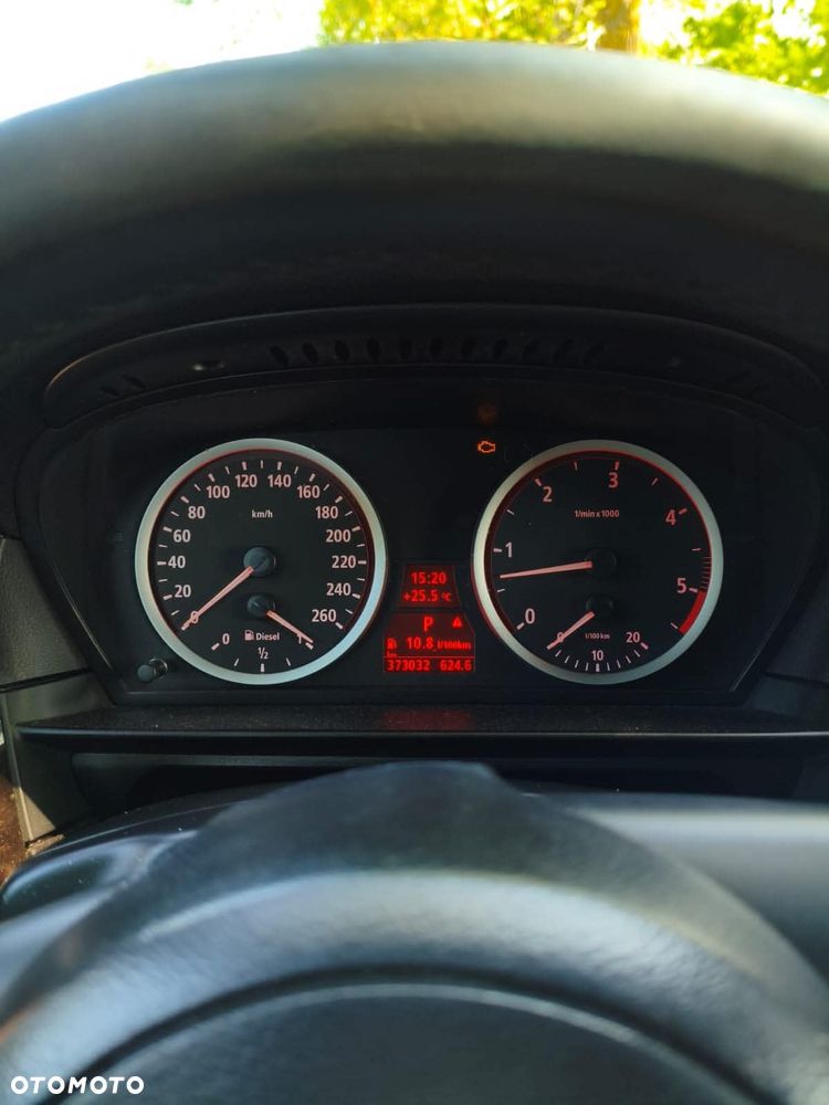 BMW Seria 5 - 13