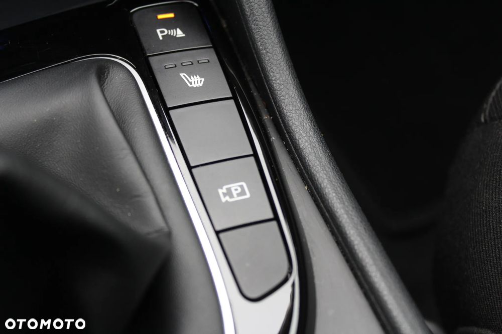 Hyundai Tucson 1.6 CRDi Style 2WD - 32