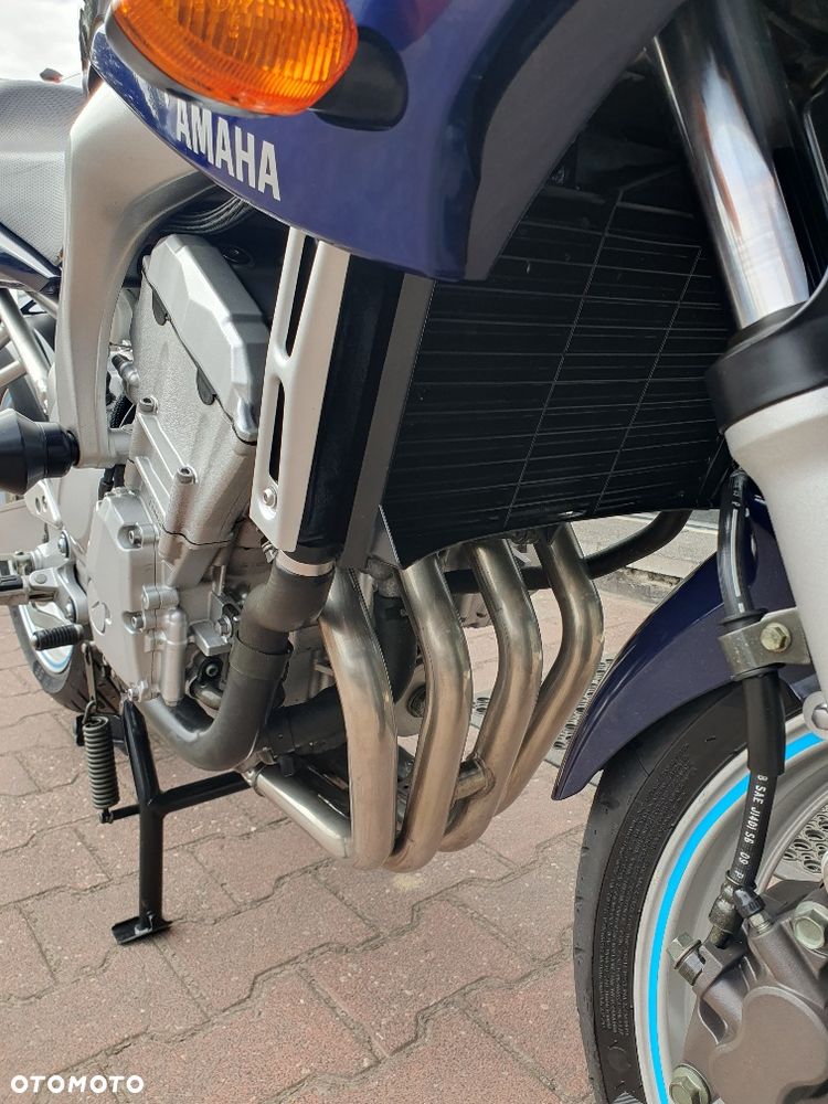Yamaha FZ6 - 30