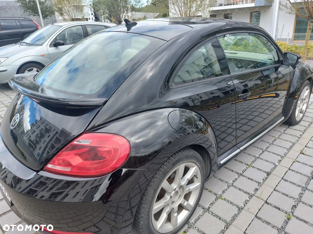 Volkswagen New Beetle - 4