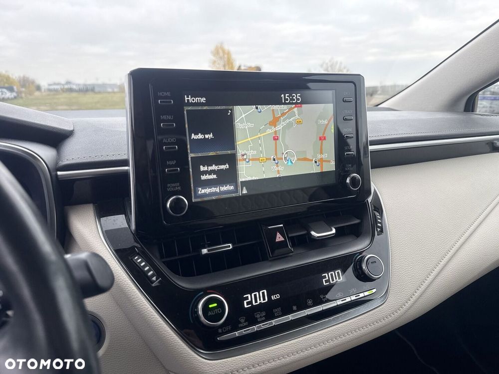 Toyota Corolla 1.8 Hybrid Executive - 22