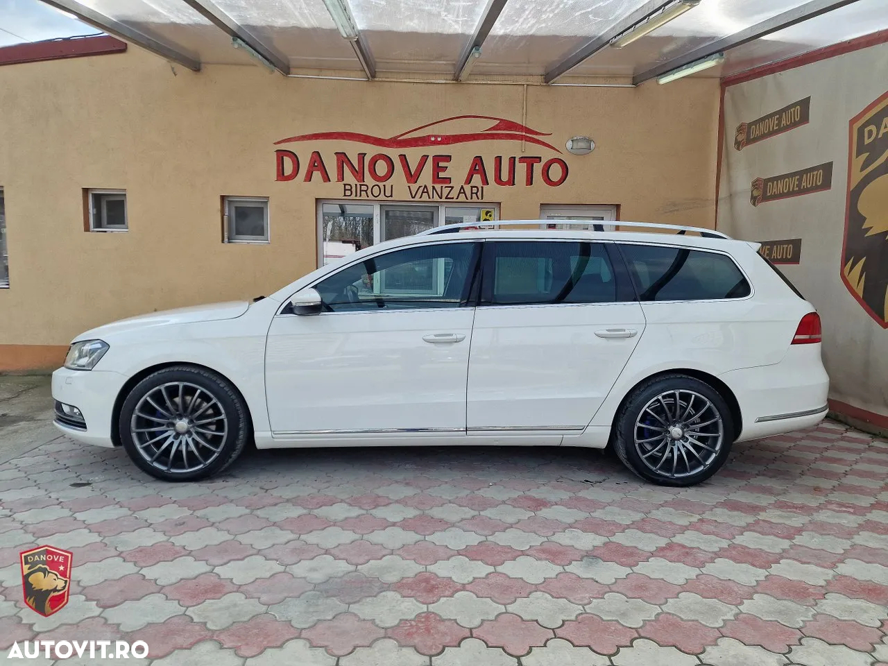 Volkswagen Passat Variant 2.0 TDI DSG BlueMotion Technology Comfortline - 3