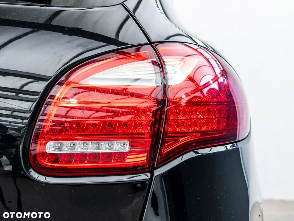 Porsche Cayenne Diesel Platinum Edition - 11
