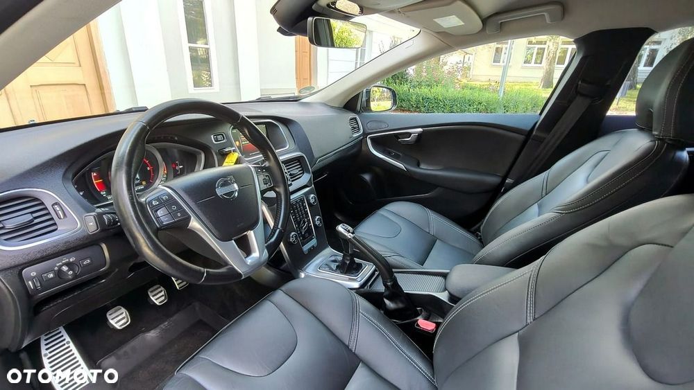 Volvo V40 - 9
