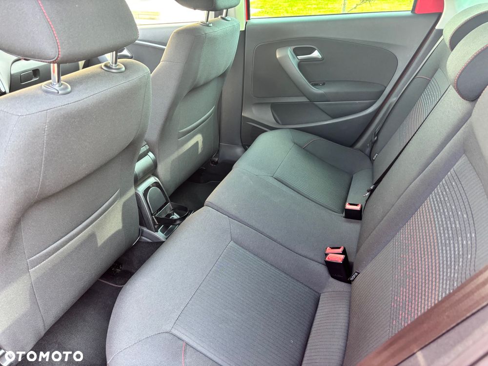 Volkswagen Polo 1.2 TSI (Blue Motion Technology) SOUND - 12