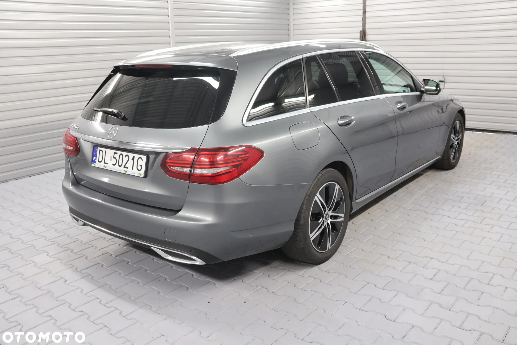 Mercedes-Benz Klasa C 200 d T Avantgarde - 3