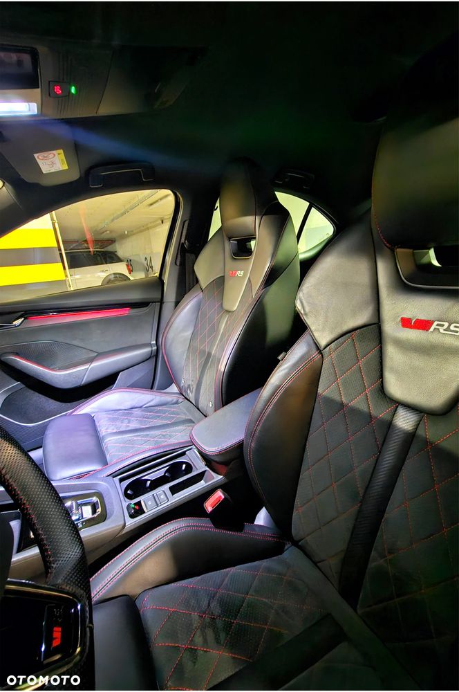 Skoda Octavia 2.0 TSI RS DSG - 13