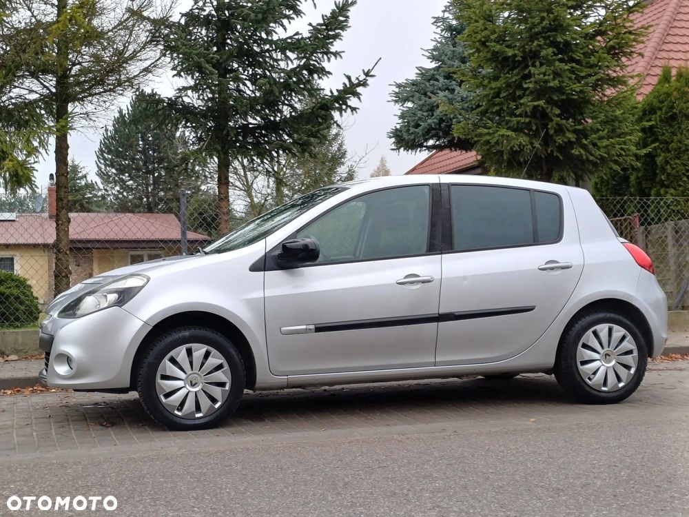 Renault Clio 1.5 dCi Alize - 6